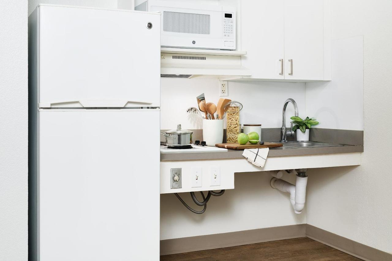 Intown Suites Extended Stay Houston Tx - Hobby Airport Buitenkant foto