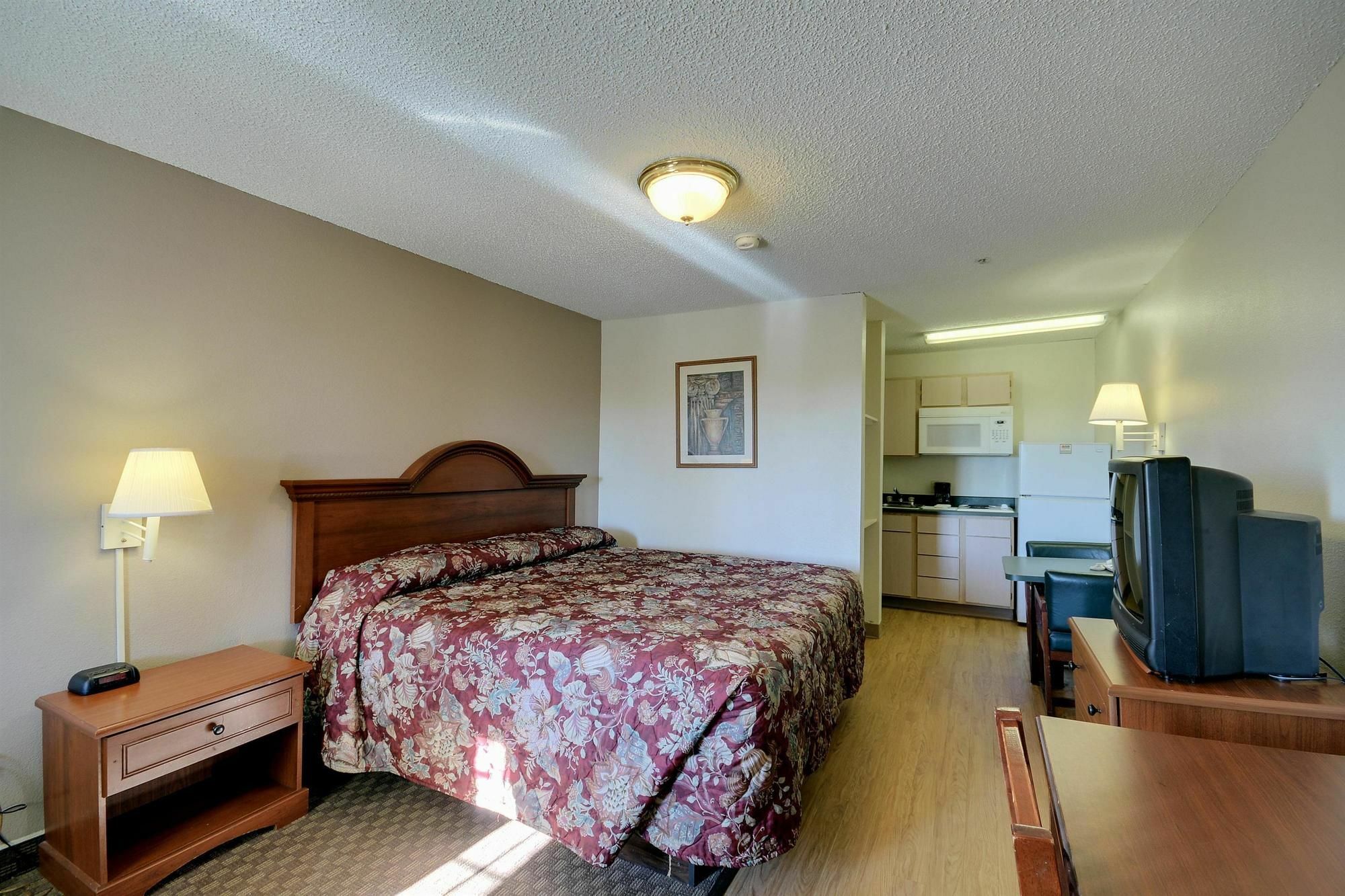 Intown Suites Extended Stay Houston Tx - Hobby Airport Buitenkant foto